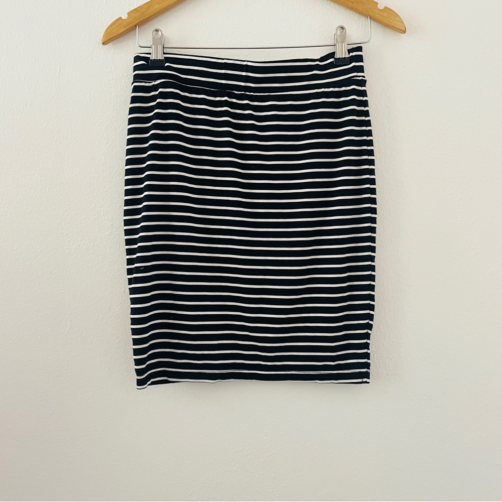 Marine Layer Striped Pencil Skirt - Black & White - Picture 4 of 5